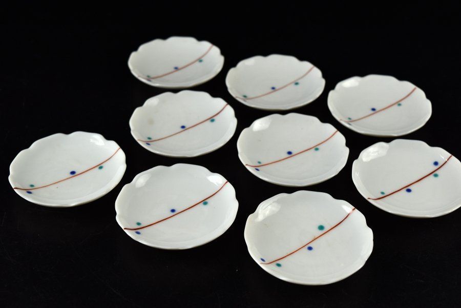 蔵C 9133 c 九谷 色絵 輪花型 豆皿 九客