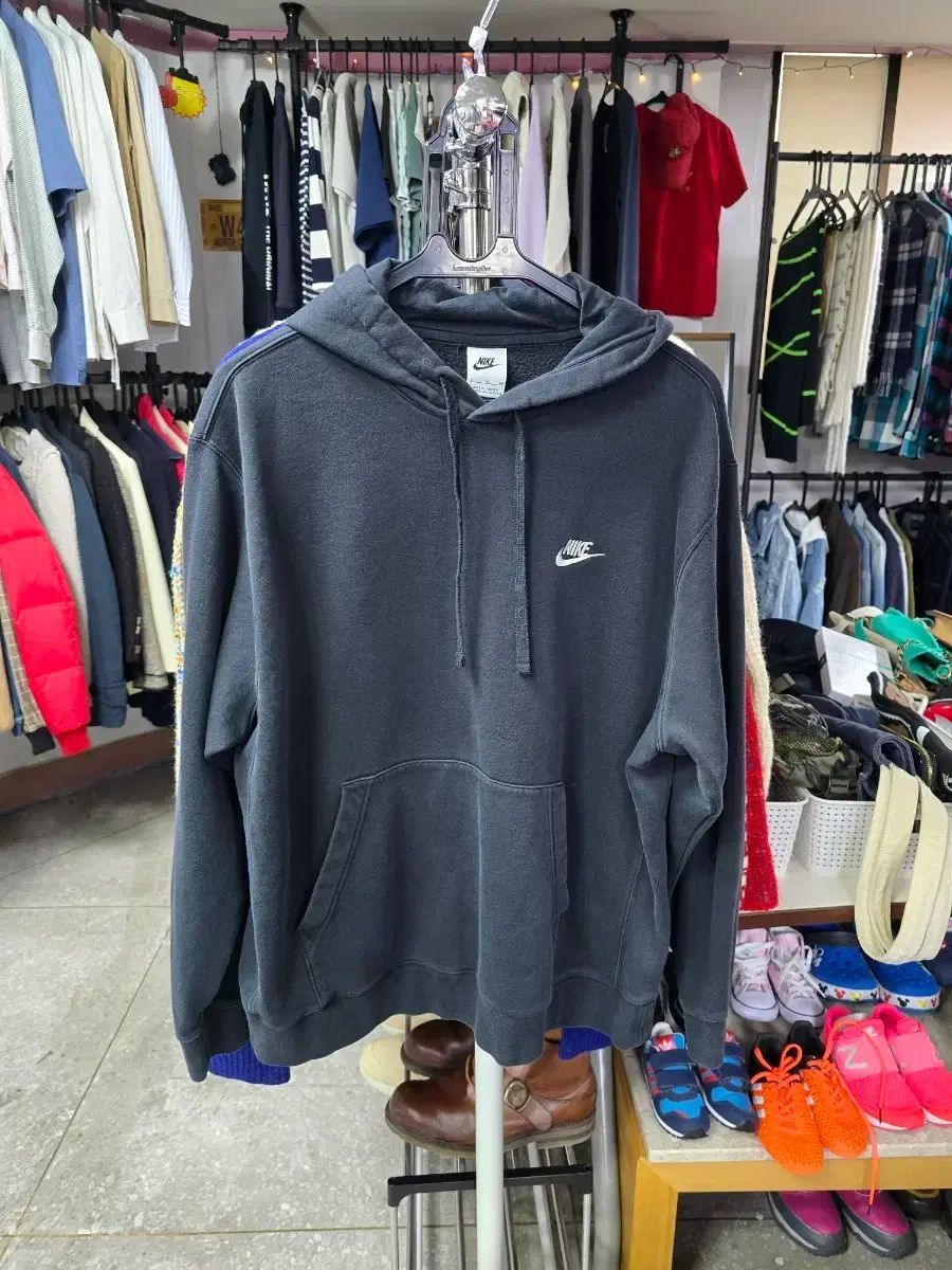 ナイキ 起毛 ブラック フードTシャツ (1292)