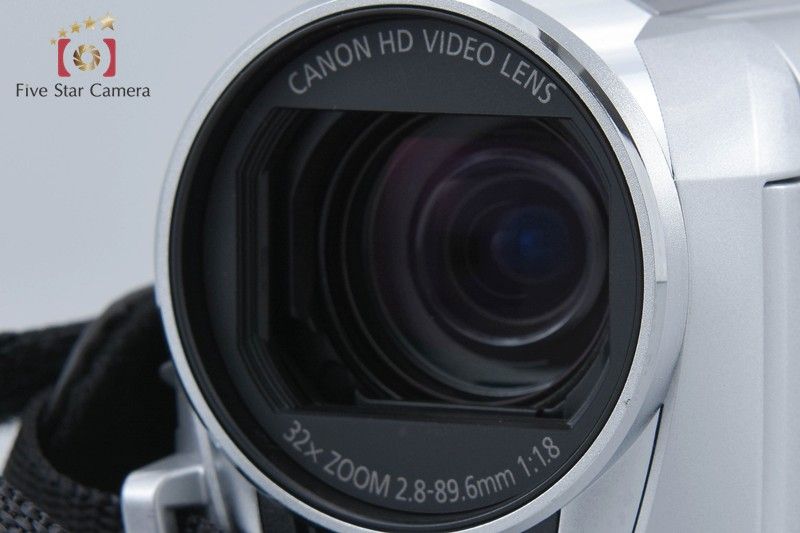 Canon キヤノン 【】Canon キヤノン iVIS HF R30 シルバー ビデオ