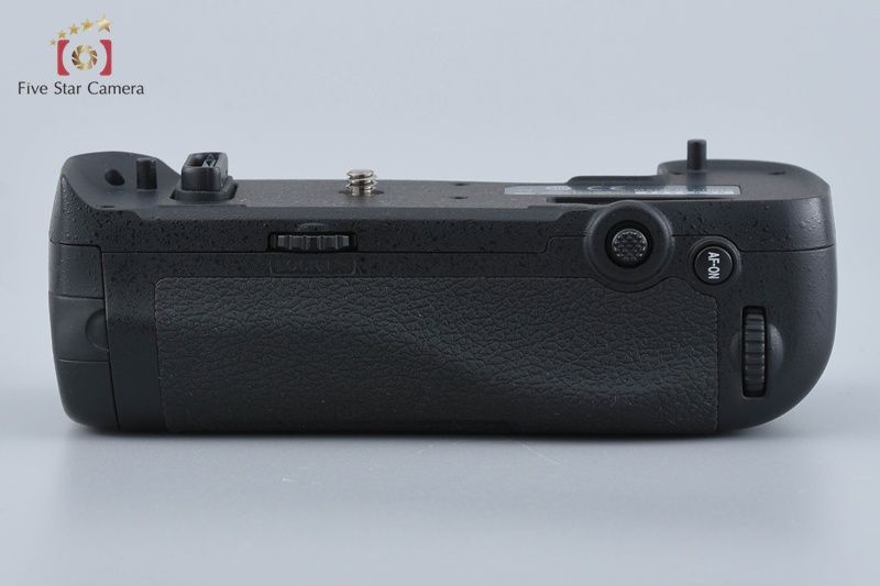  Nikon ニコン MB D 17 マルチパワーバッテリーパック その他 カメラアクセサリー