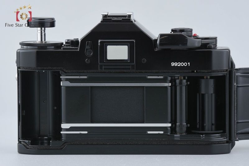 ブラック フィルム一眼レフカメラ