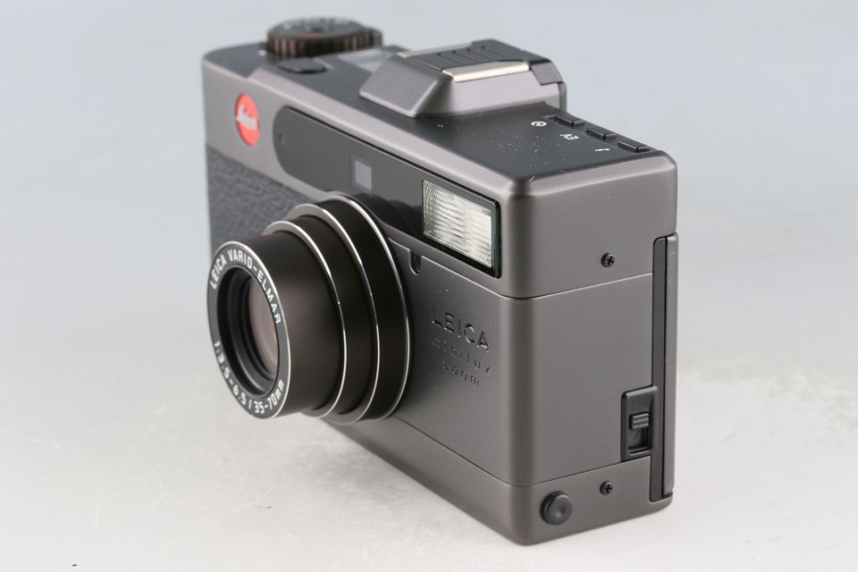 Leica minilux zoom 35 mm Point Shoot Film Camera 62049 T
