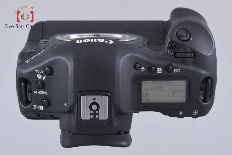 III デジタル一眼レフカメラ