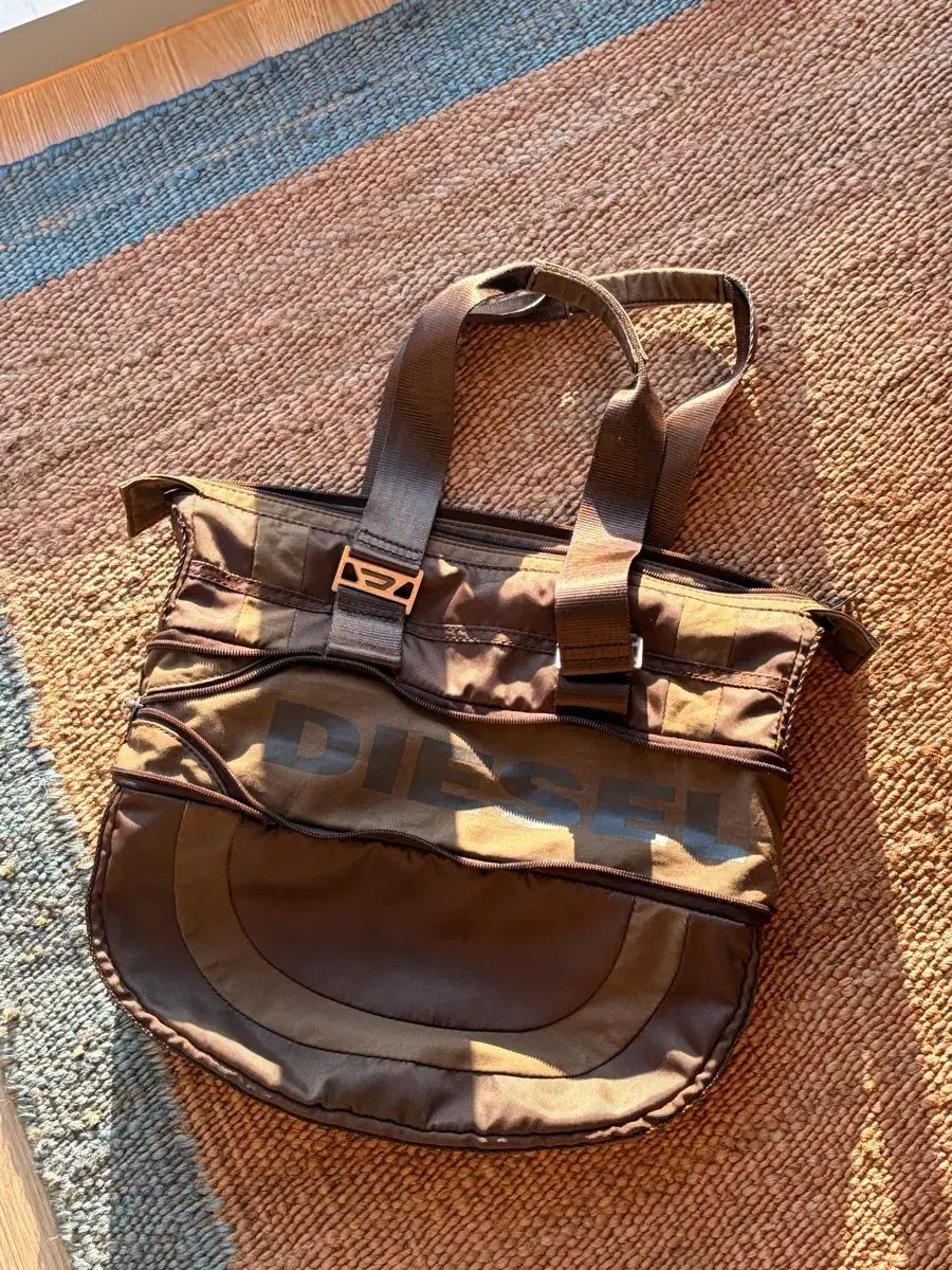 DIESEL big logo shoulder bag ディーゼル ショルダーバッグ