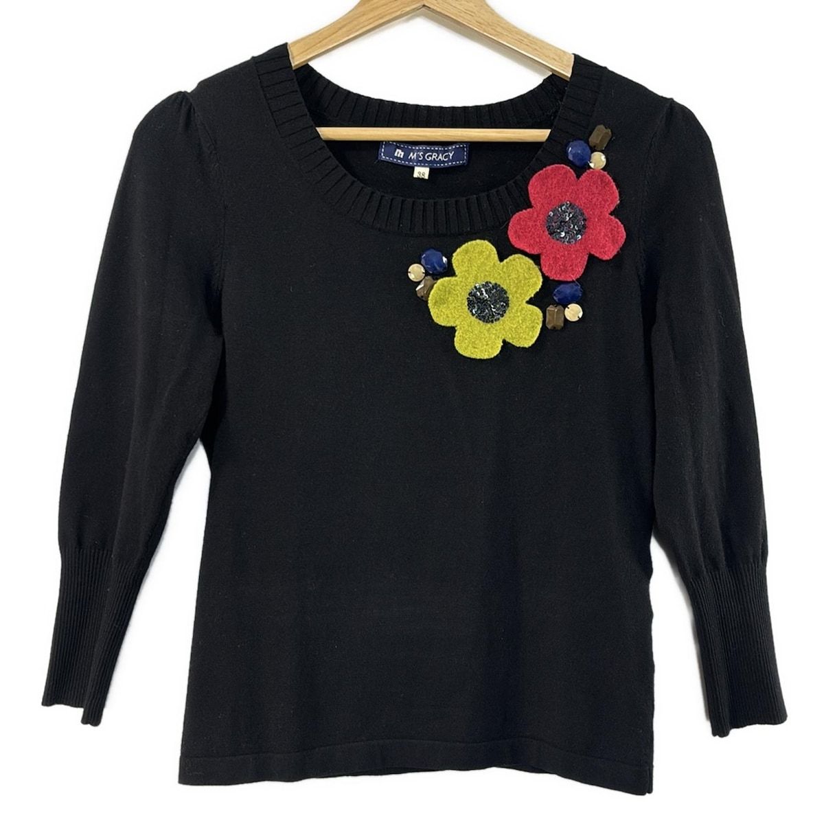M S GRACY エムズグレイシー 長袖セーター サイズ38 レディース - 黒×マルチ クルーネック スパンコール ビーズ フラワー 花