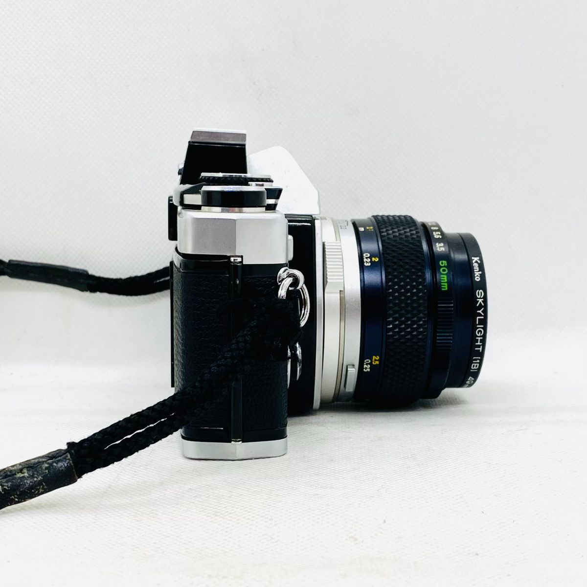 OLYMPUS オリンパス OM-2N + ZUIKO MC AUTO MACRO 50mm F3.5 フィルム