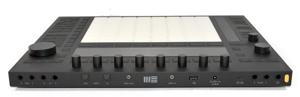 コントローラー