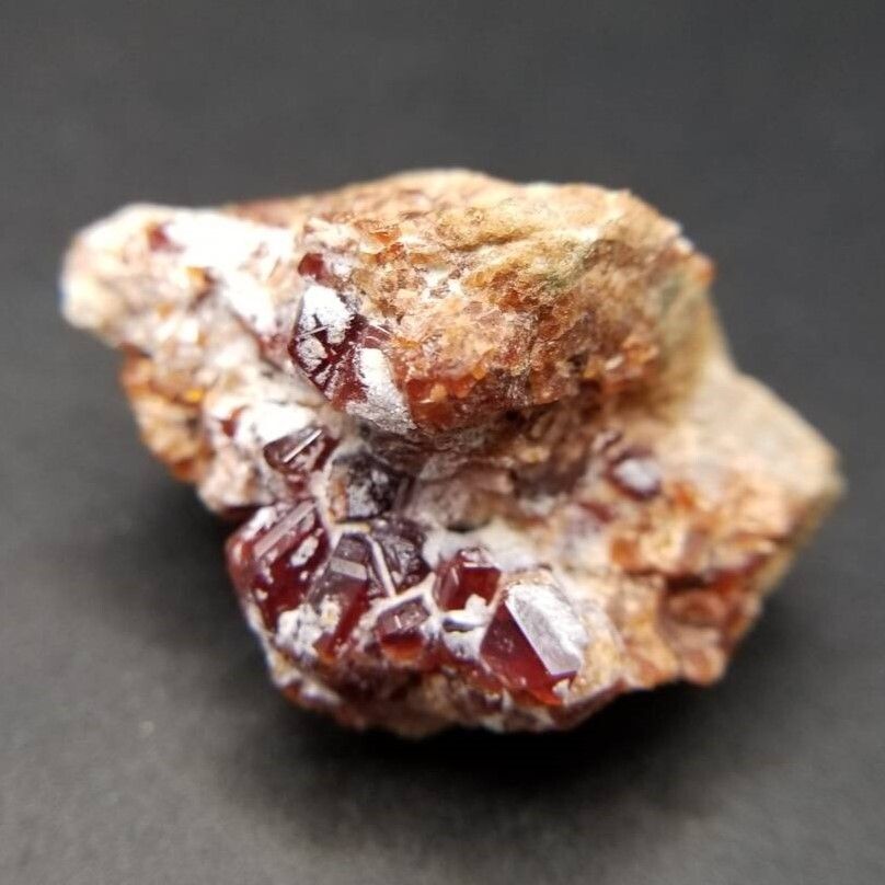 パキスタン産　アクアマリン　スペサルティンガーネット　共生 パキスタン産 スペサルティンガーネット クリスタル 共生鉱物 原石