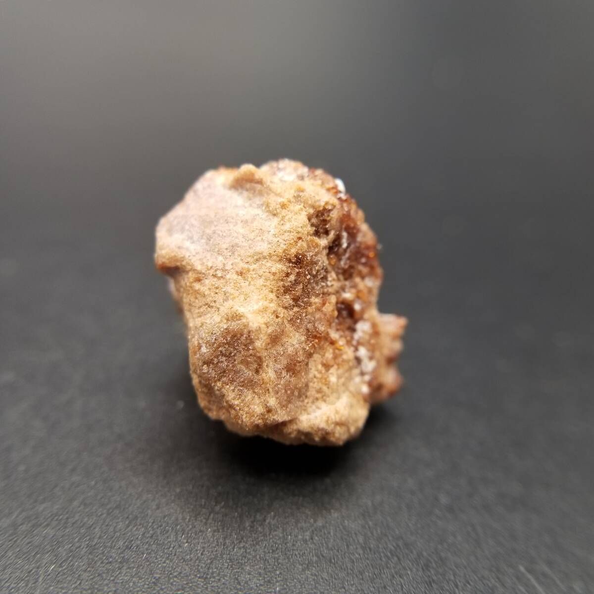 パキスタン産 スペサルティンガーネット クォーツ クリスタル 母岩付き