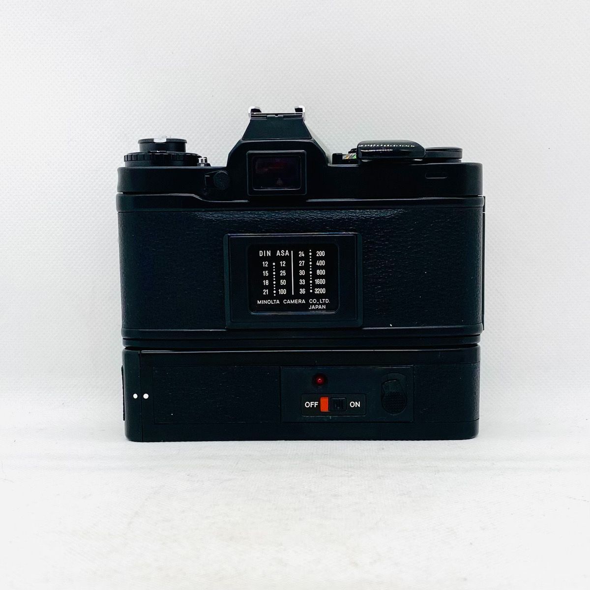 MINOLTA ミノルタ XD(ブラックボディ)+ AUTO WINDER D フィルムカメラ MINOLTA ミノルタ XD(ブラックボディ)+ AUTO WINDER D フィルムカメラ