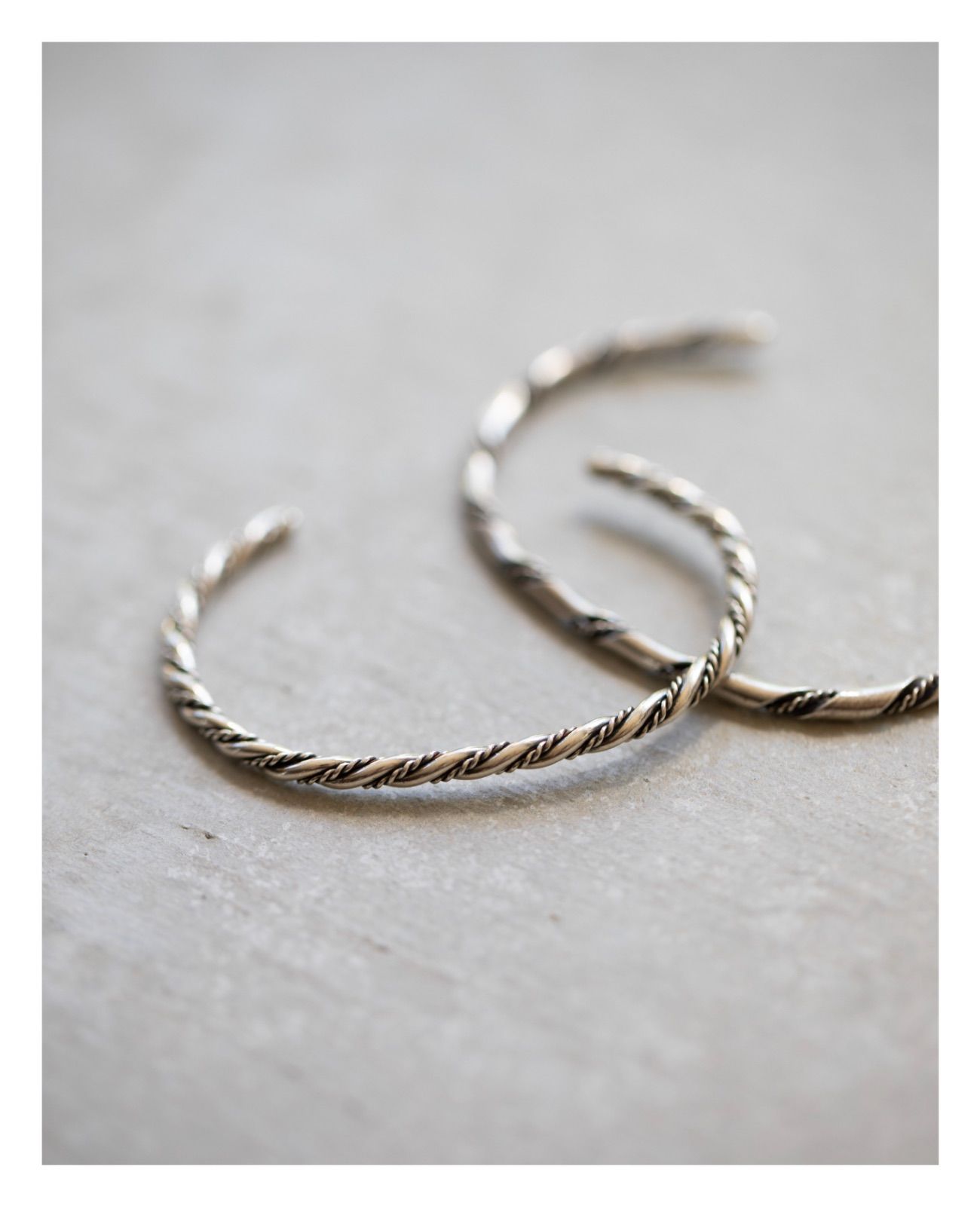 ナバホ ダブルツイスト ロープ シルバーバングル