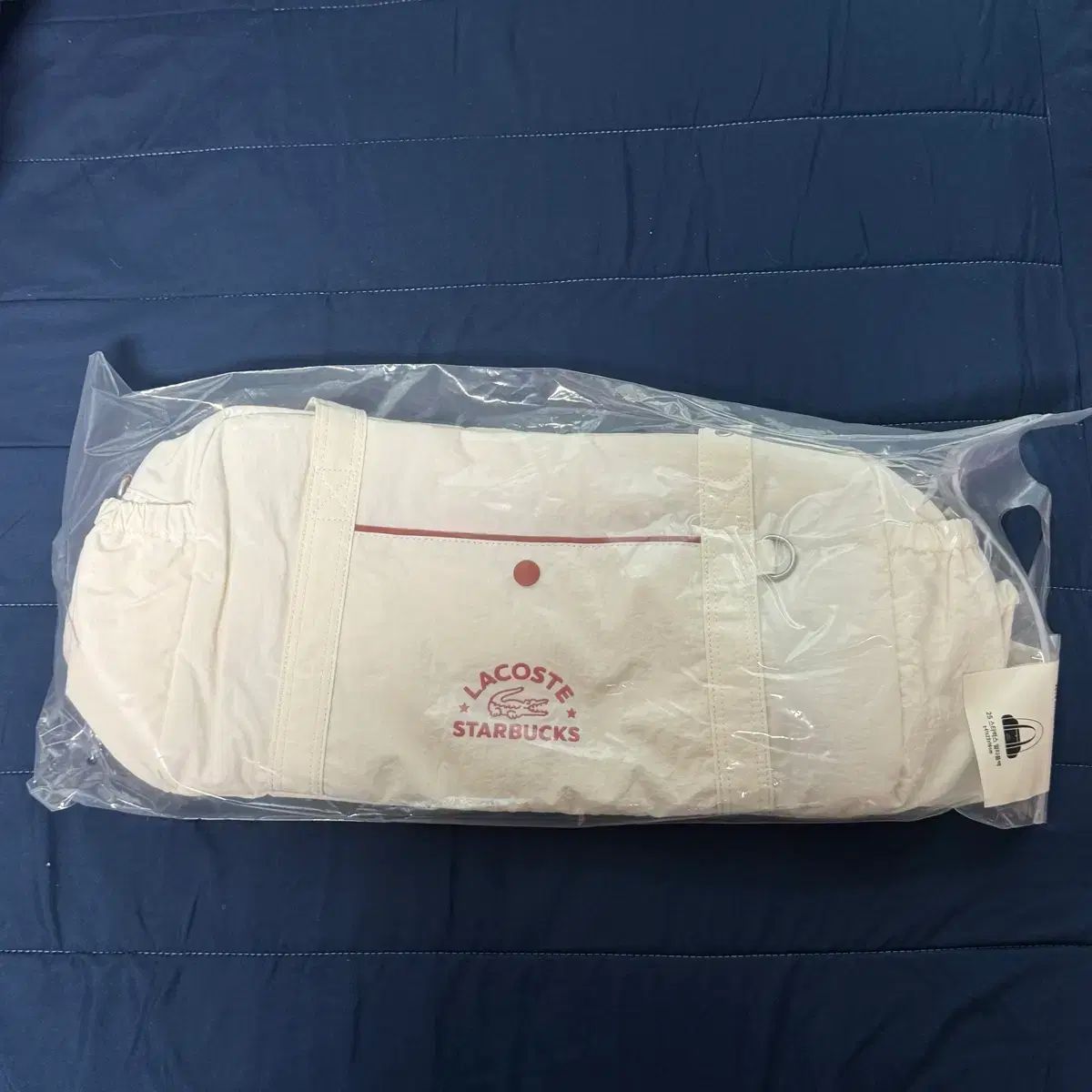 スターバックス ラコステ マルチプルバッグ アイボリー