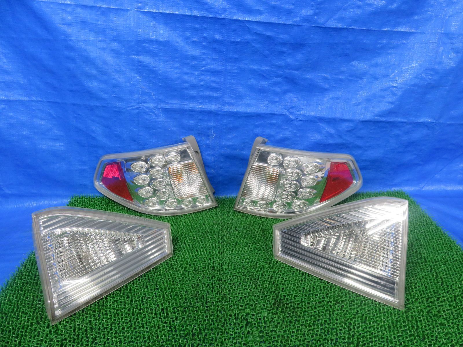 ☆SFC4035/点灯OK スバル インプレッサ GRB GRF 純正 LED テールライト ☆SFC4035/点灯OK スバル インプレッサ GRB GRF 純正 LED テールライト