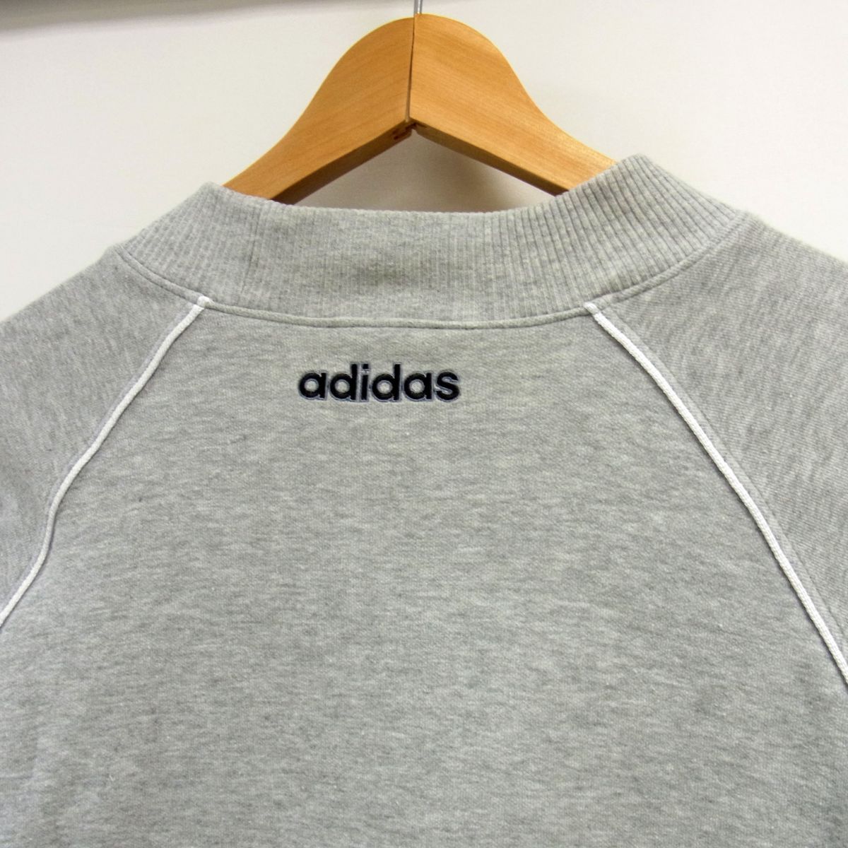 90's adidas”デサント社“銀タグ”激フェード“boro sweat 90's”adidas“デサント社製”鬼フェード“Boro sweat