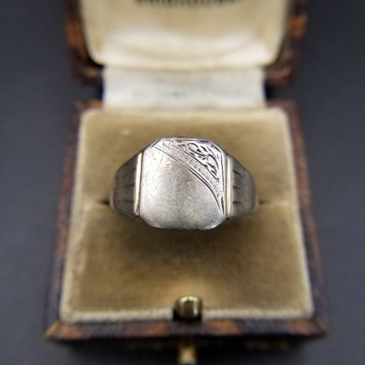 英国 ヴィンテージ フローラル彫金 八角形 925 シルバー シグネット