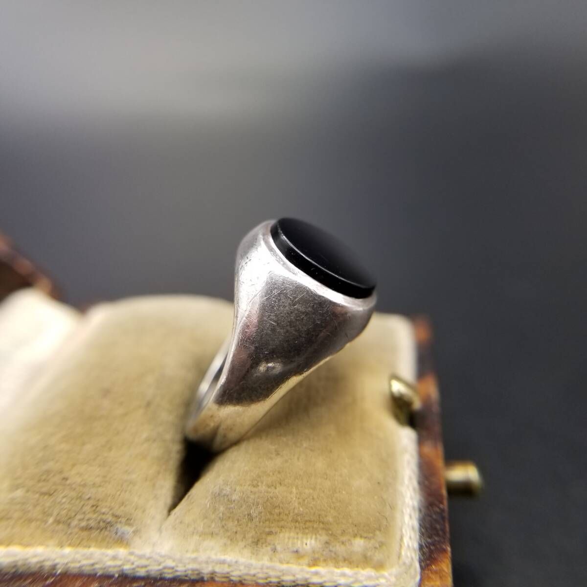 1975年 英国 ヴィンテージ オニキス インレイ 925 シルバー シグネット