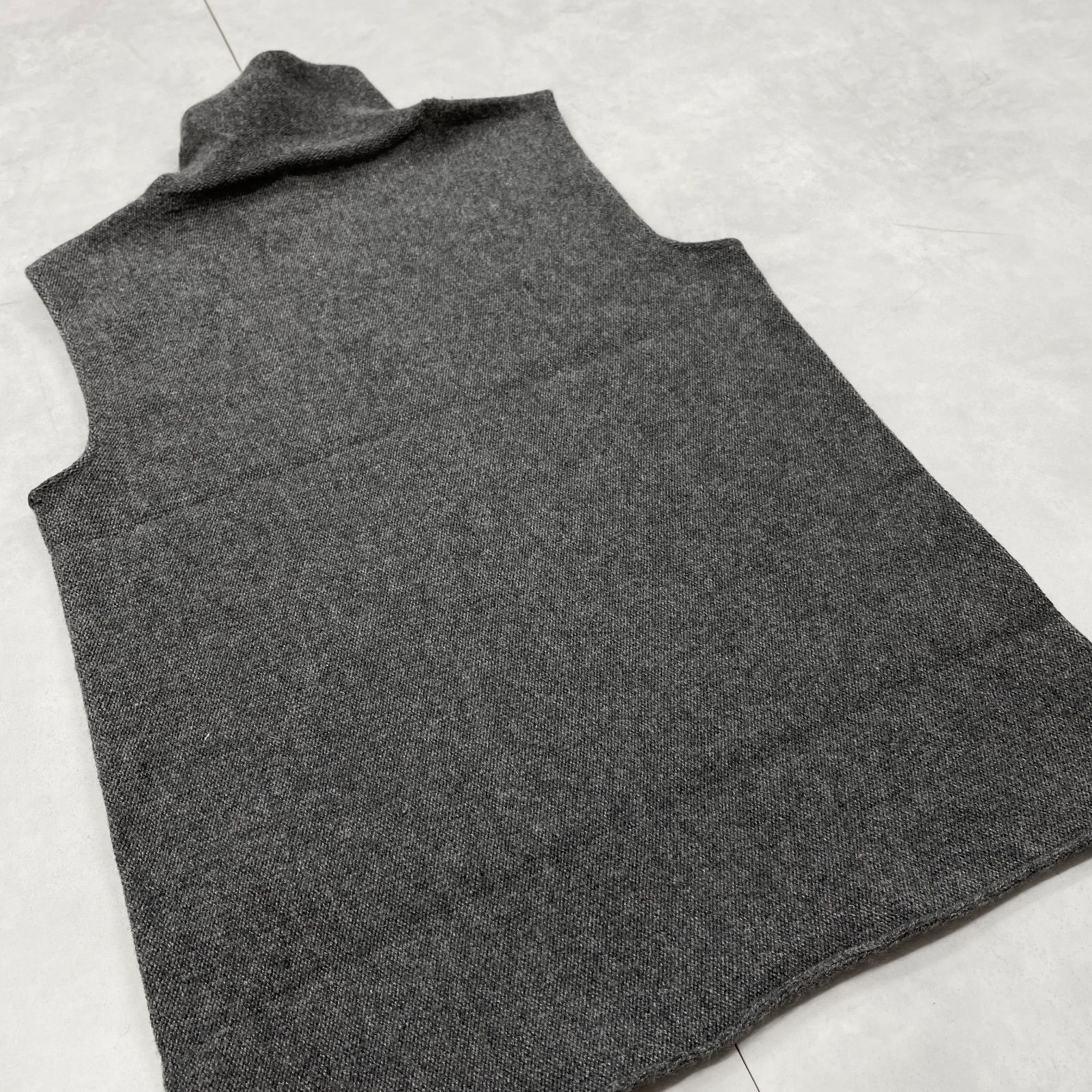 HERMES エルメス マルジェラ期 ニットップス ノースリーブ ベスト