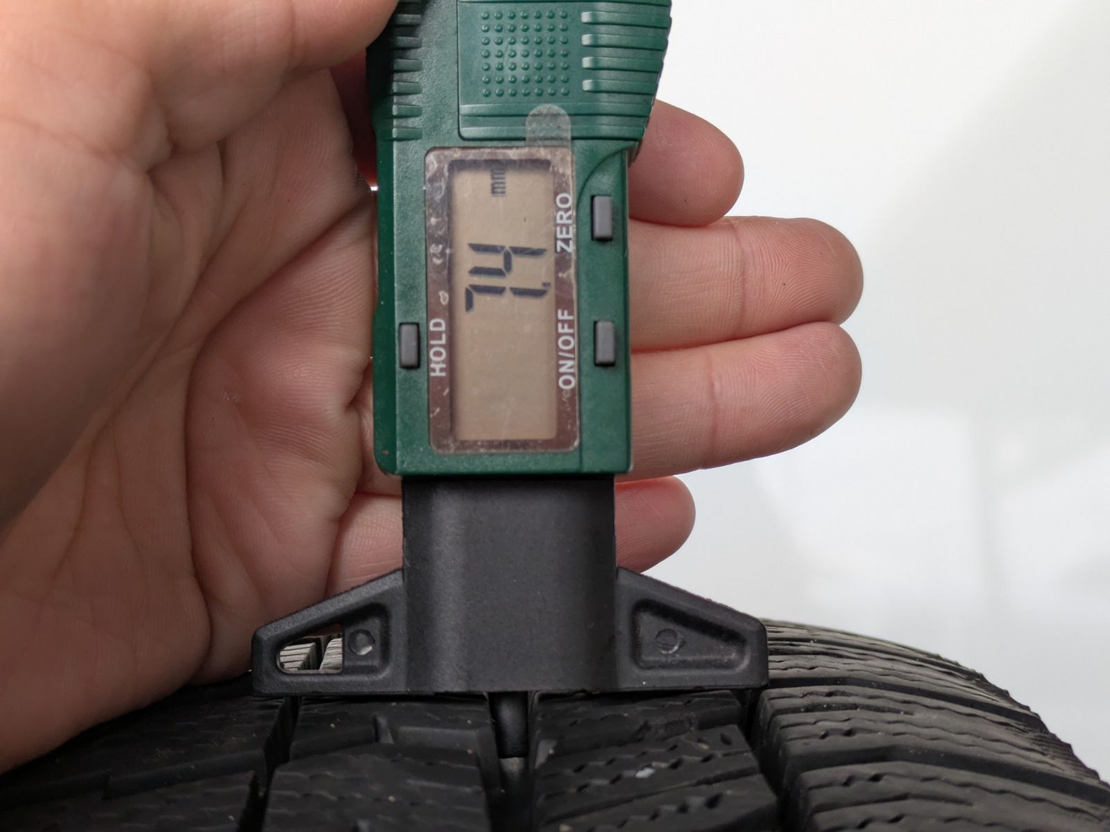 17インチアルミホイール 22年製グッドイヤー