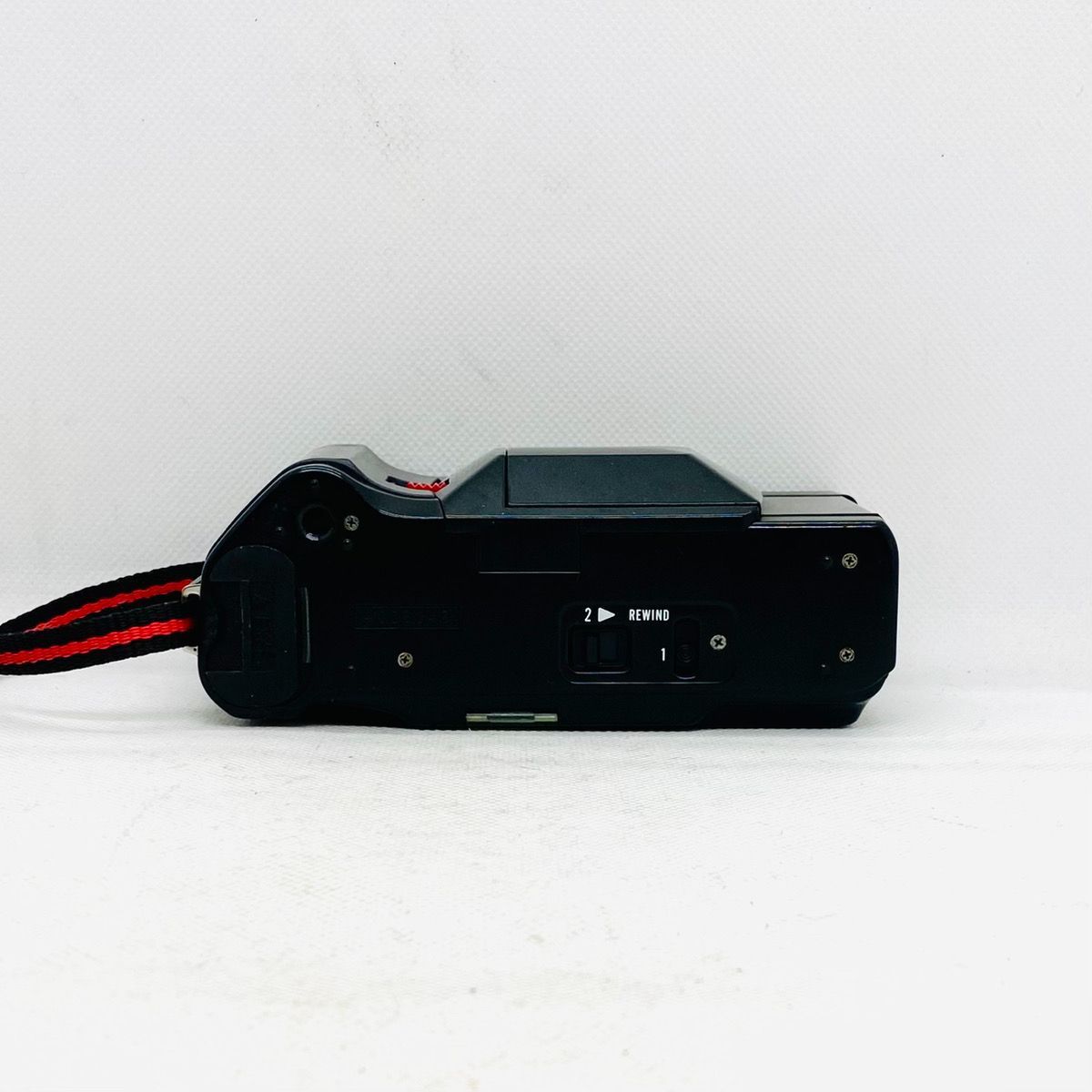 コンパクトフィルムカメラ