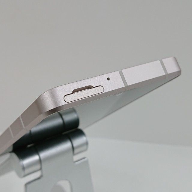 AQUOS sense8 SH-54D ドコモ ライトカッパー 送料無料 本体 c15941