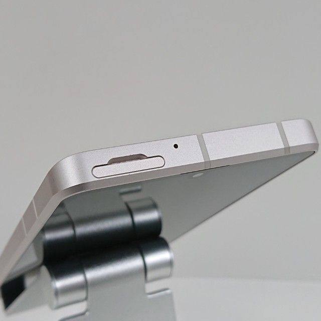 AQUOS sense8 SH-54D【訳あり】ライトカッパー AQUOS sense 新品同様☆ sense8 SH-54D ライトカッパー docomo SIM