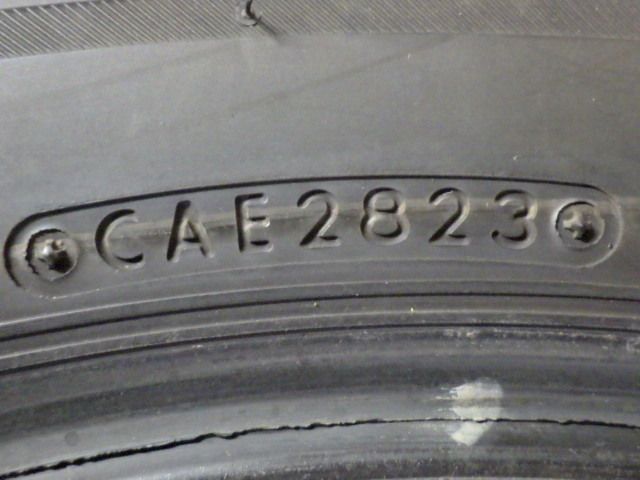  SR 317 製造 約7部山 BS BLIZZAK VRX 2 215 60 R 17 2本 12インチ以下 スタッドレス