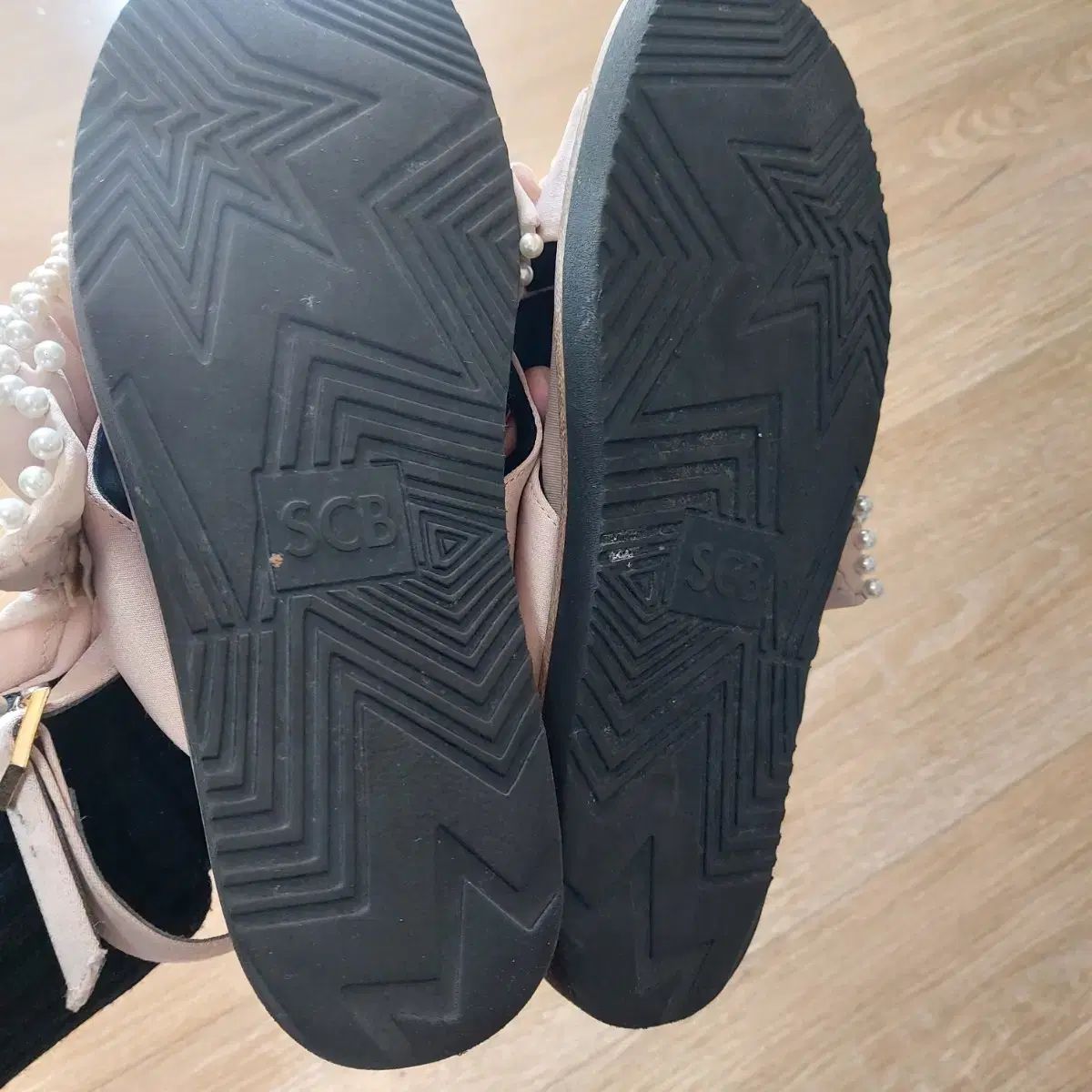  SCB Collection パール シャーリング サンダル サンダル サンダル ミュール