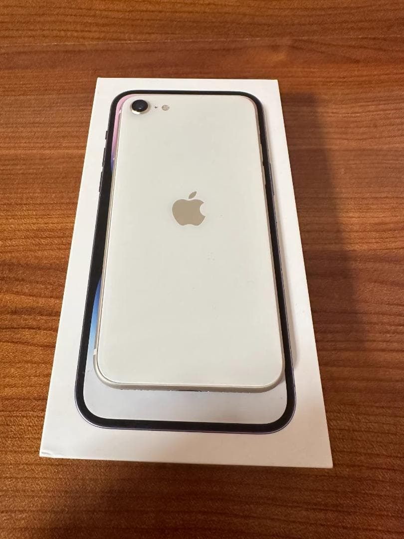 中古品／超美品】iPhone SE3 64GB｜SIMフリー｜ホワイトモデル - メルカリ