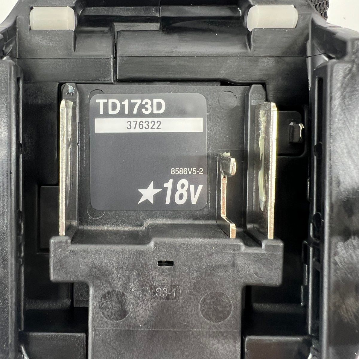 マキタ インパクトドライバ