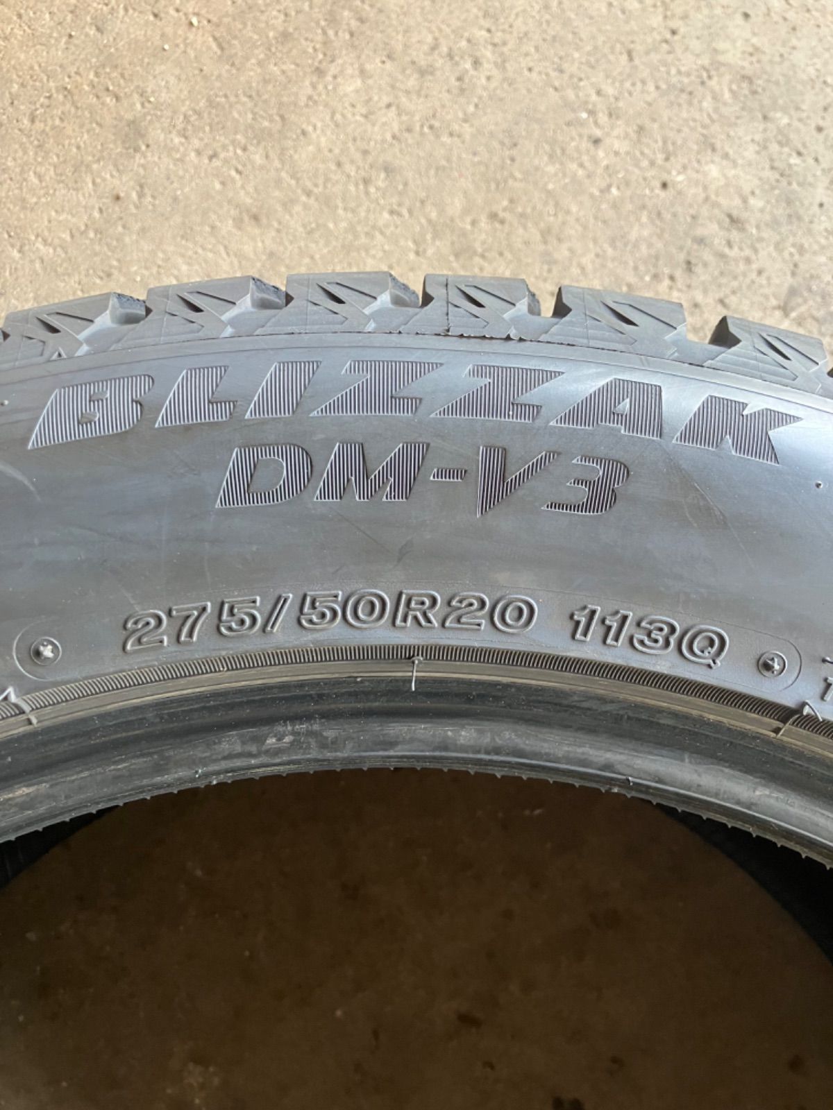 275 50 R 20 DMV 3 ブリザック 冬用タイヤ タイヤ
