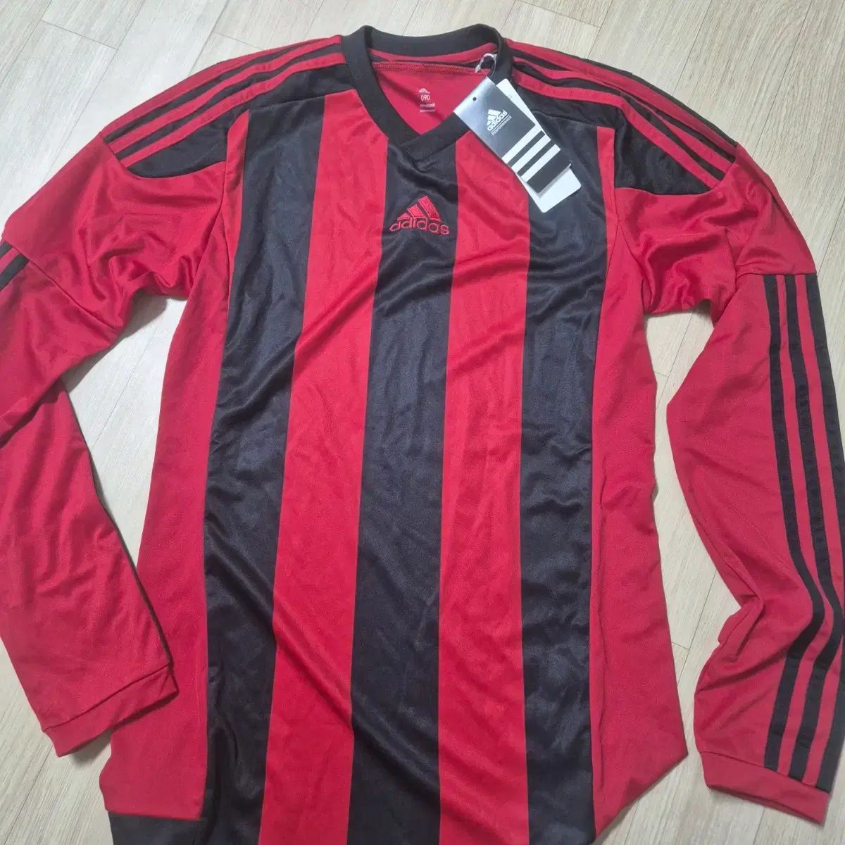 (送料無料) adidas (未使用) climacool サッカーウエア