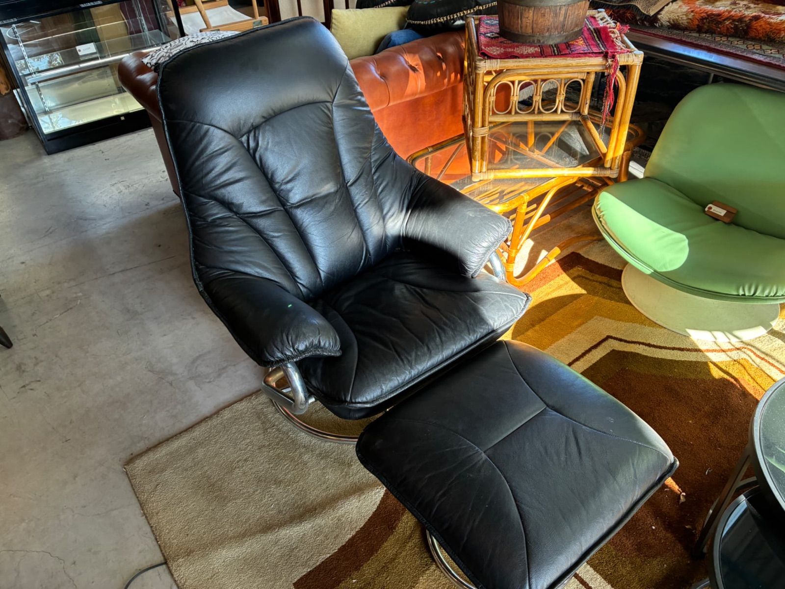 アンティーク レトロ パーソナルチェア シングルソファ オットマン付き インテリア