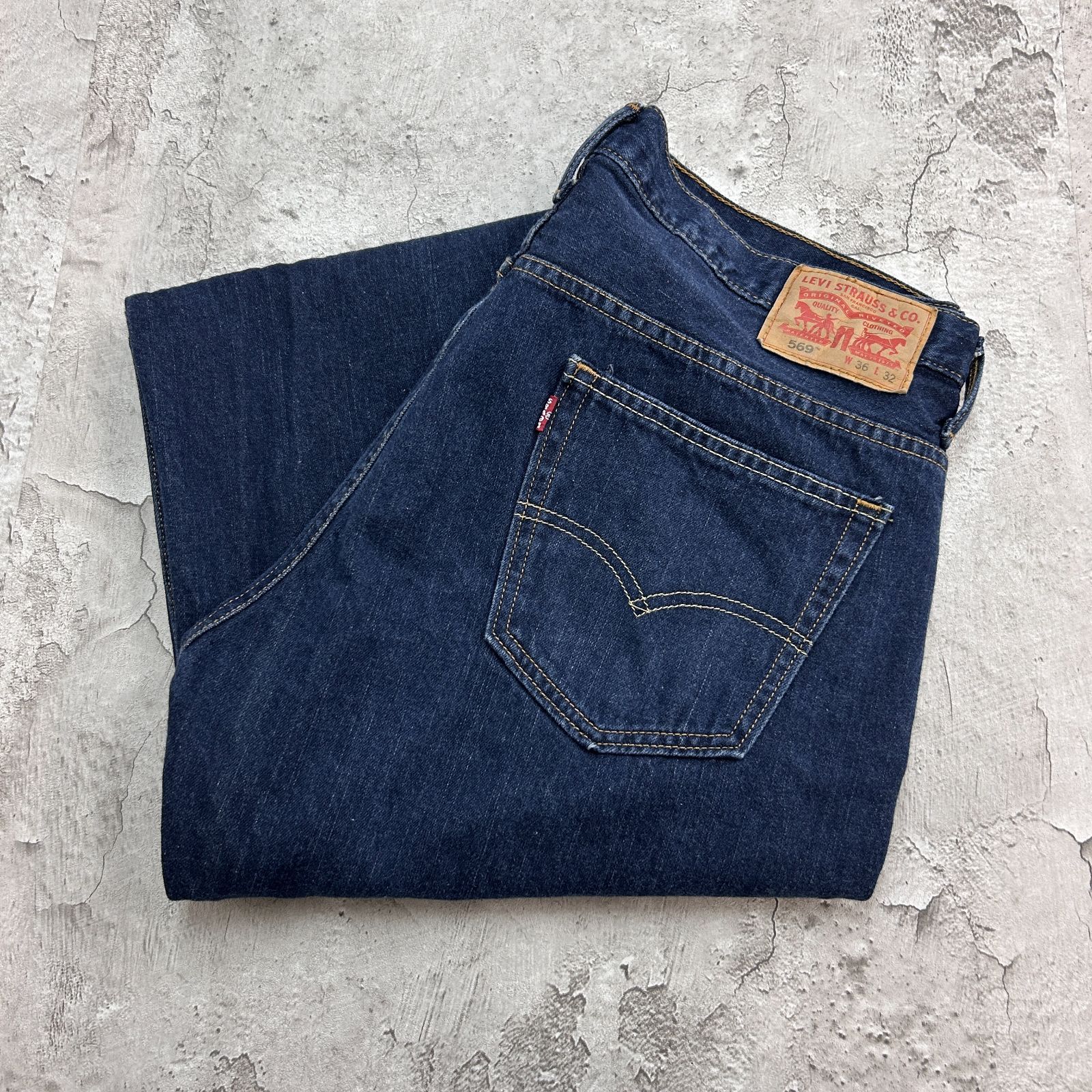 デニムパンツ Levi's リーバイス 569 濃紺 ボトムス 古着 インディゴ デニムパンツ Levi's リーバイス 569 濃紺 ボトムス 古着 インディゴ