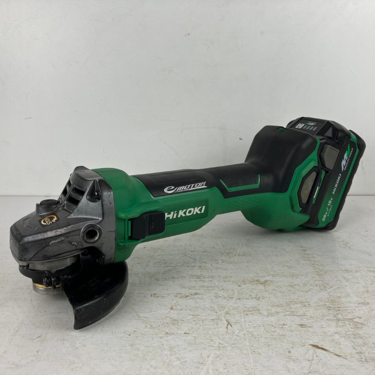 ЗЗHiKOKI ハイコーキ 36 v 100 mm ディスクグラインダー バッテリーx 1付 充電器無し G 3610 DA グリーン