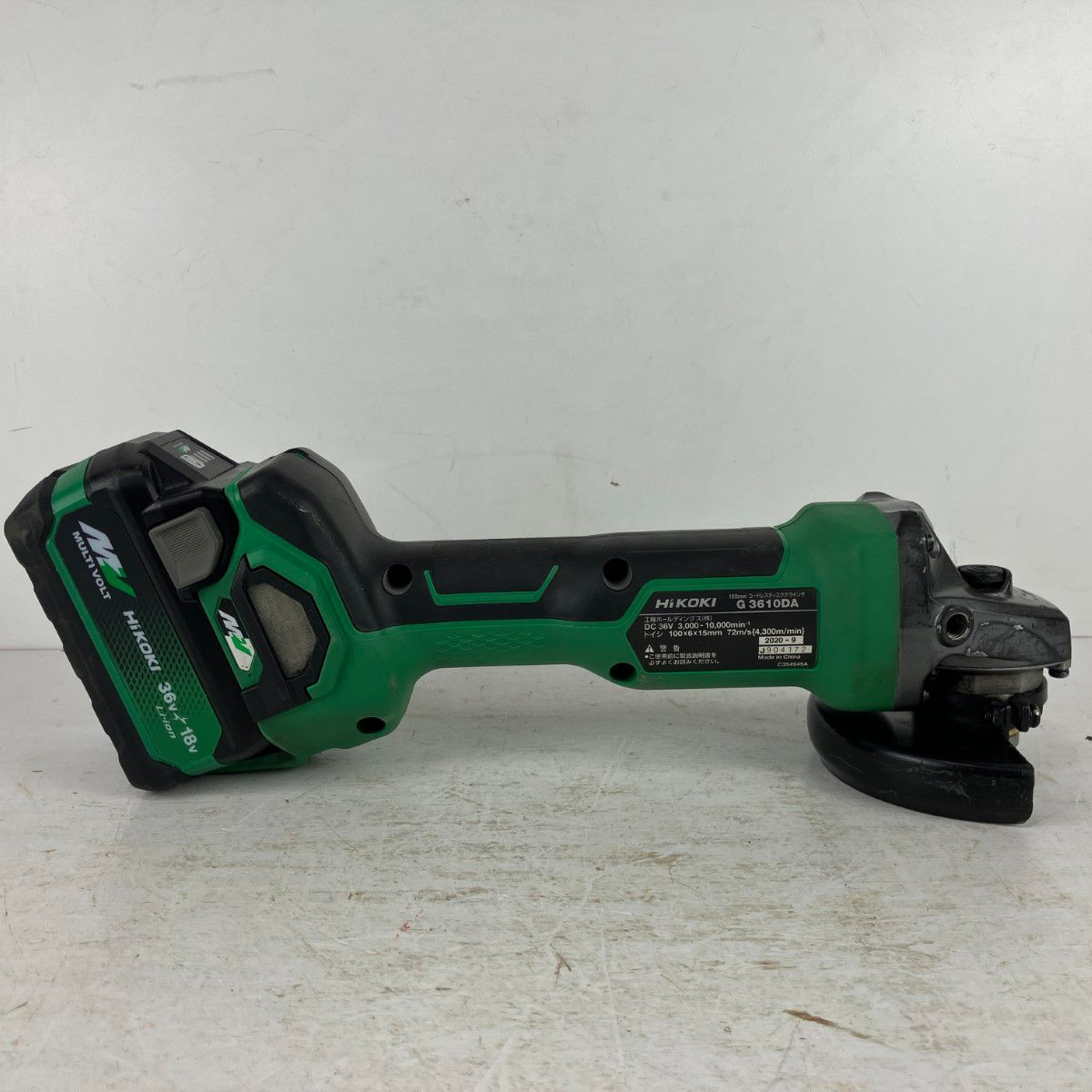 ЗЗHiKOKI ハイコーキ 36 v 100 mm ディスクグラインダー バッテリーx 1付 充電器無し G 3610 DA グリーン