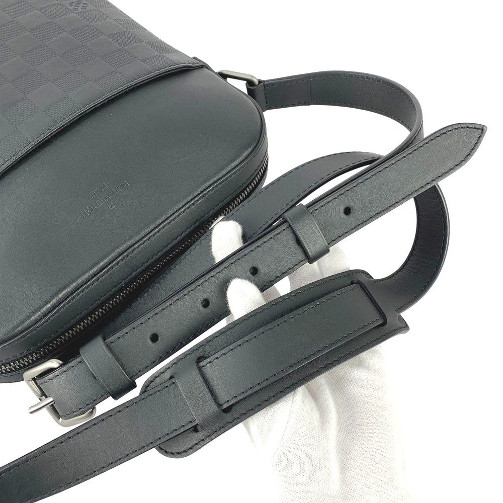 ルイヴィトン □新同□ ポシェットディストリクト ショルダー バッグ