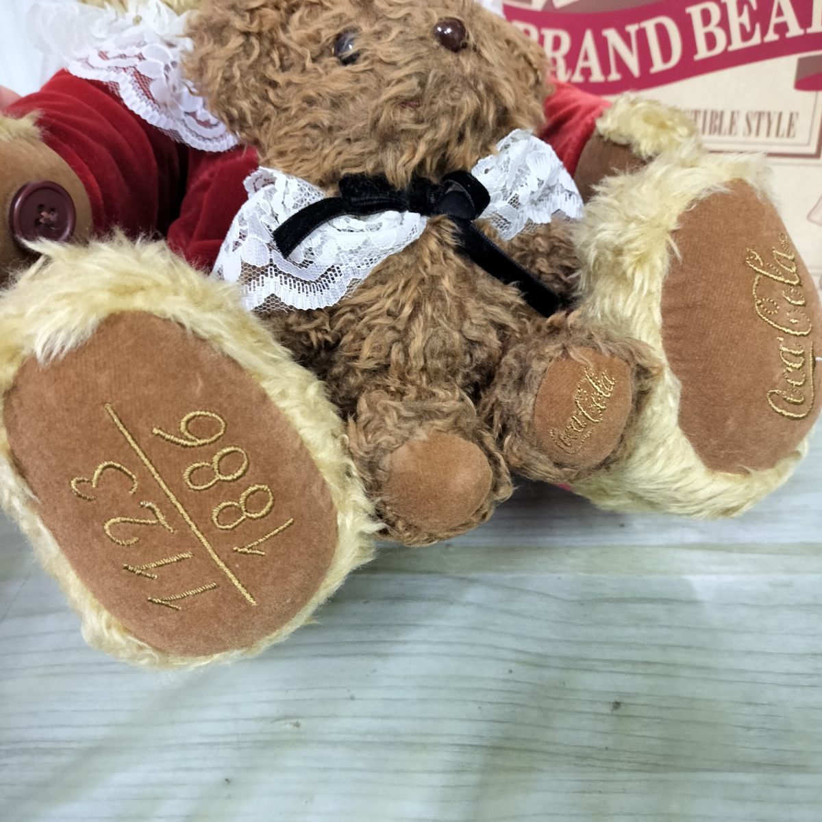 Coca-Cola コカ・コーラ BRAND BEAR ブランドベア 小さな旅立ち アニー