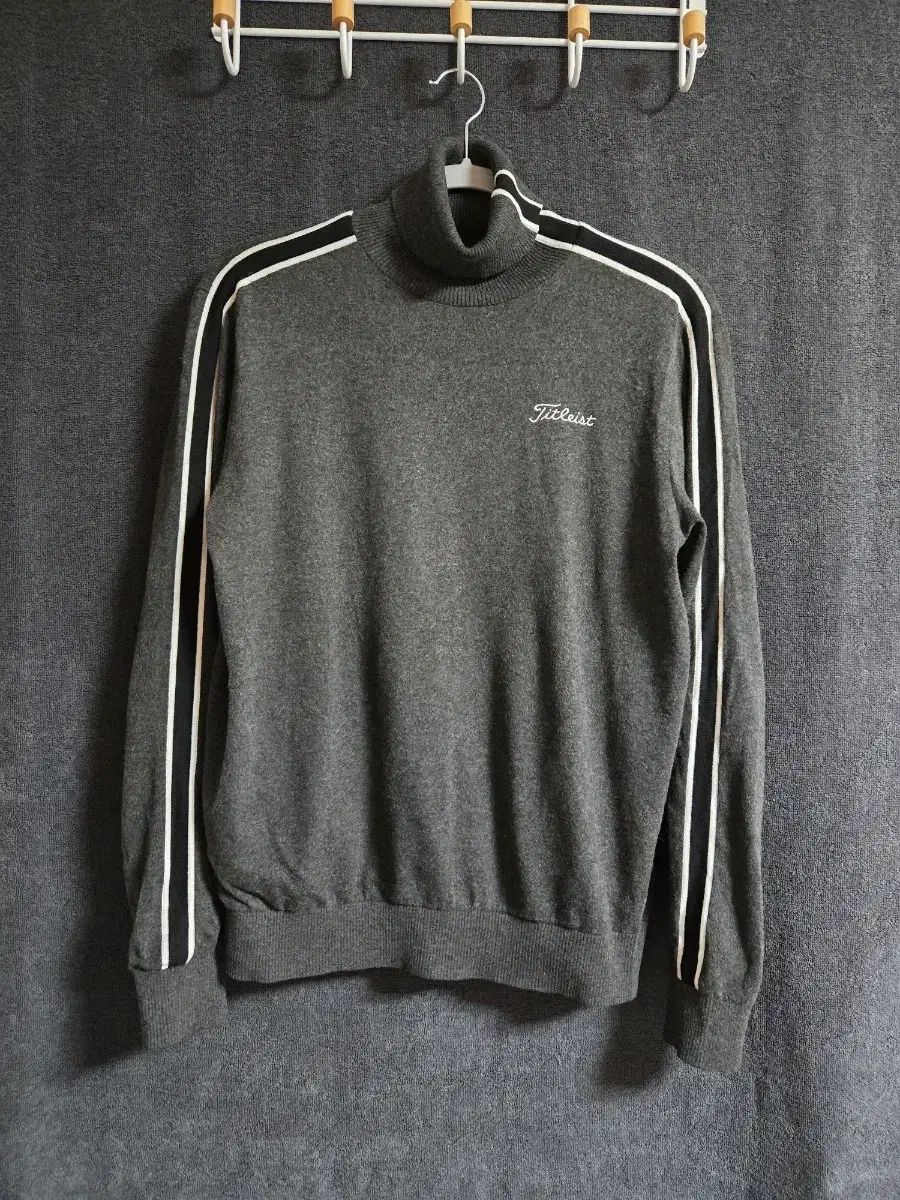 タイトリスト メンズ 防風 タートルネック ニット Tシャツ 100