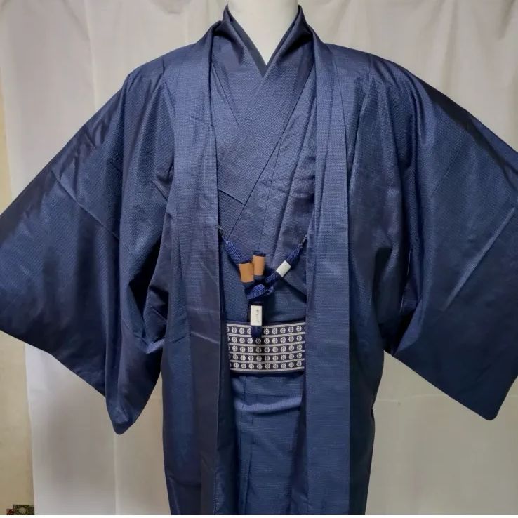 男性着物 正絹本場大島紬 アンサンブル 100亀甲総絣フルセット