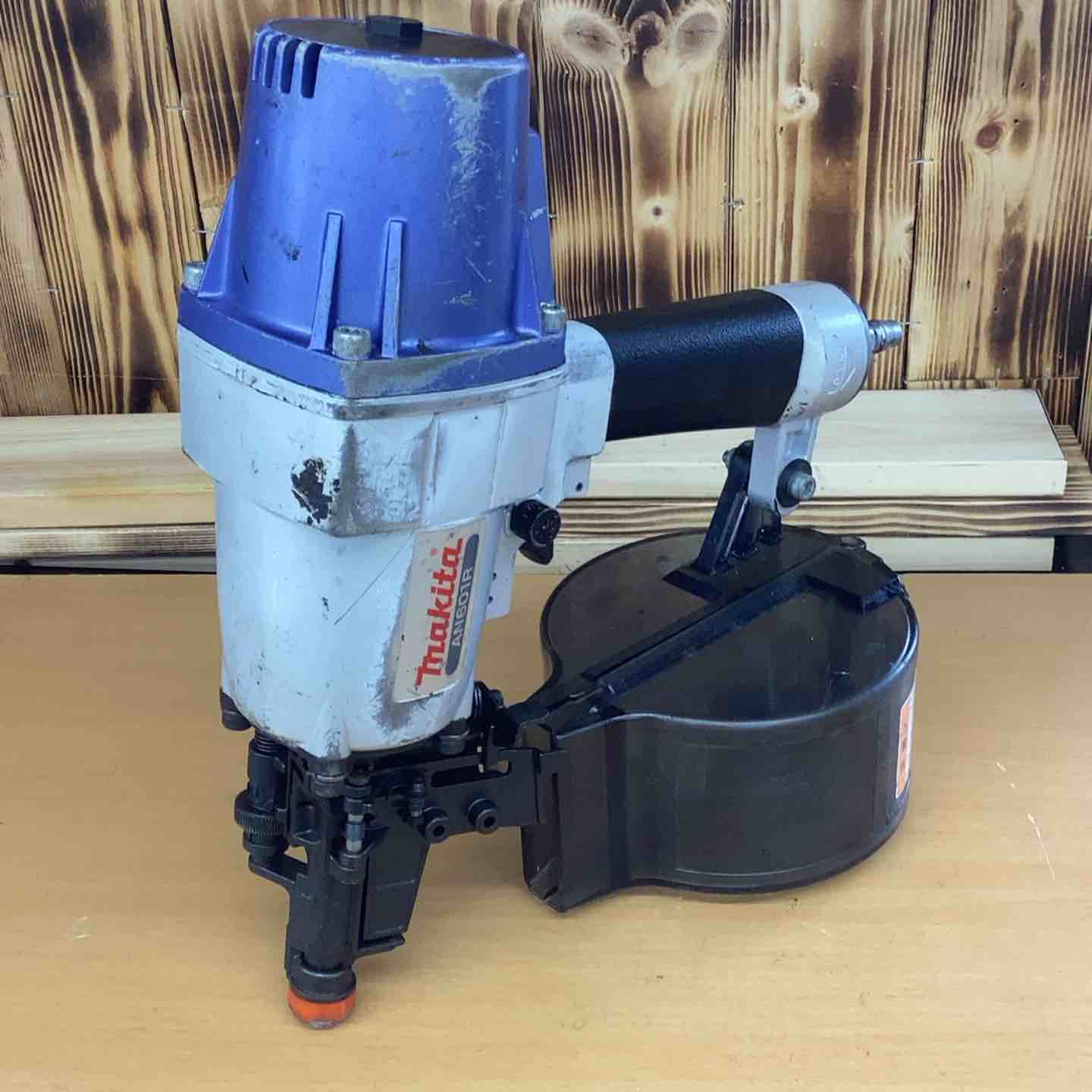 マキタ 金属屋根用エア釘打 AN 601 R