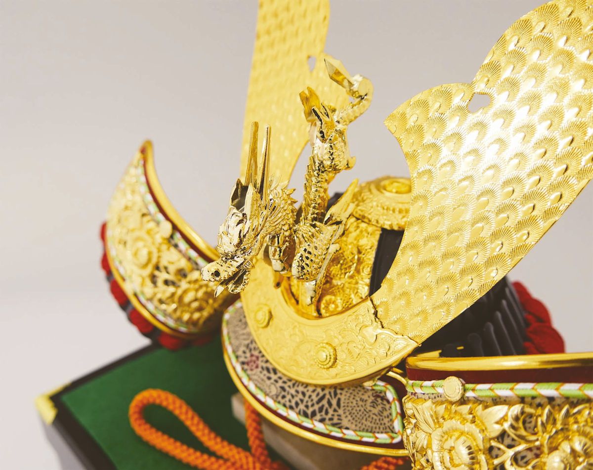 端午の節句飾り 上兜台飾り コンパクト マンションサイズ 手作り細工 子供の日 五月人形