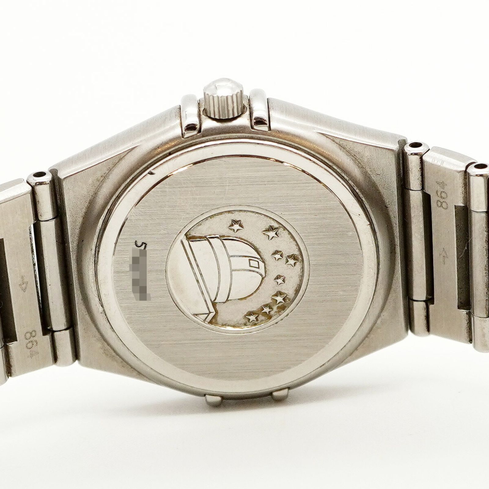 1572.30 シルバー文字盤腕時計