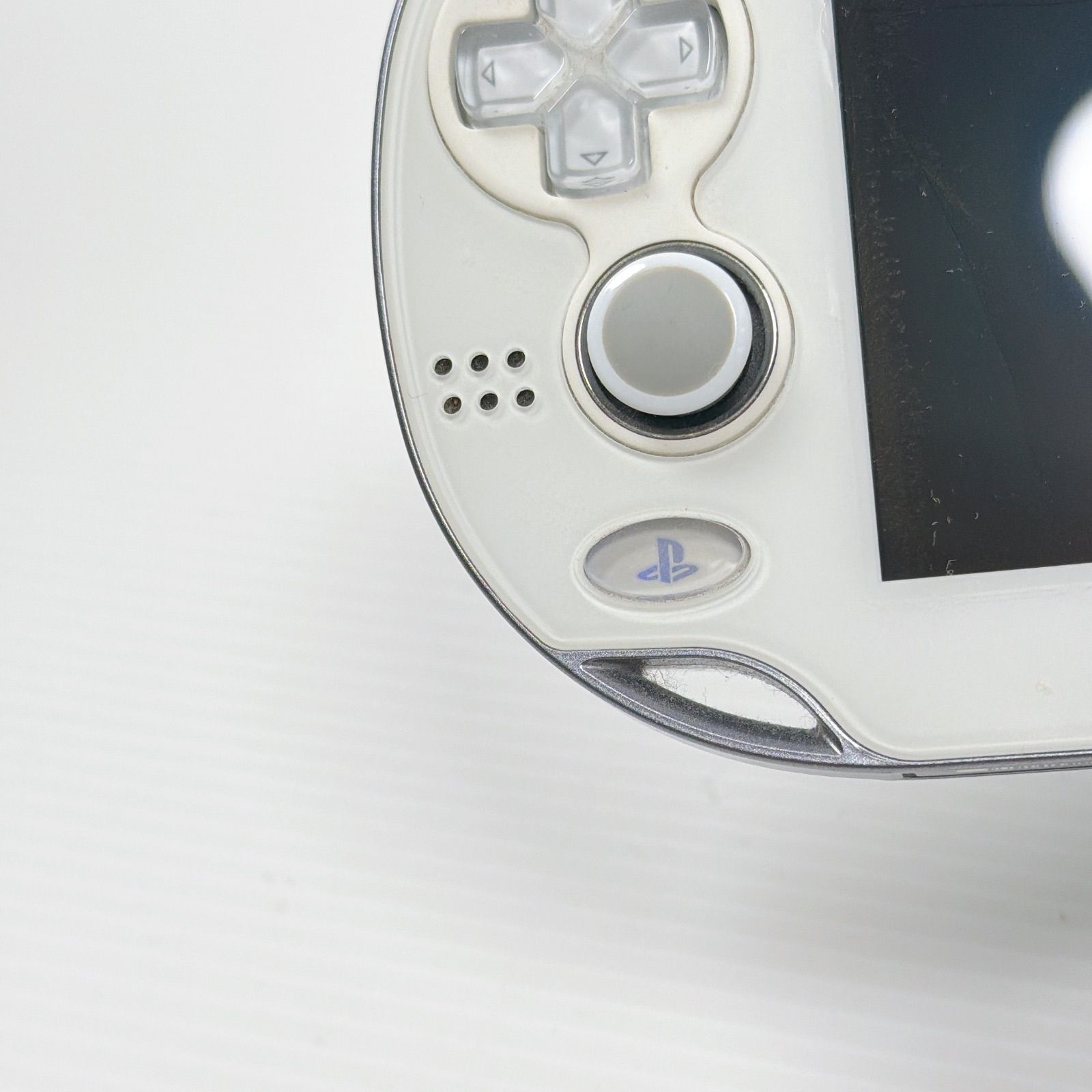 PSVITA PCH 1100 ホワイト PlayStation Vita ジャンク 通電確認済み