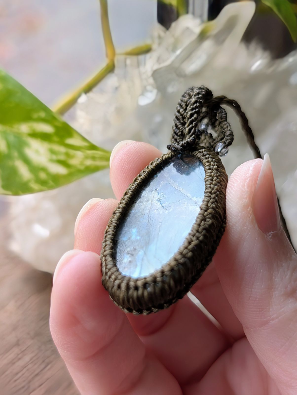 ライトグリーン＆ブルー✩ラブラドライト