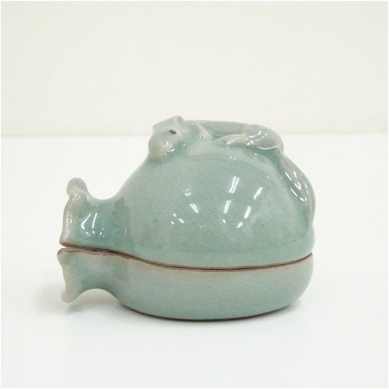 木人造 高麗青磁香合（共箱） 茶道具 茶道 香道 香道具 おしゃれ