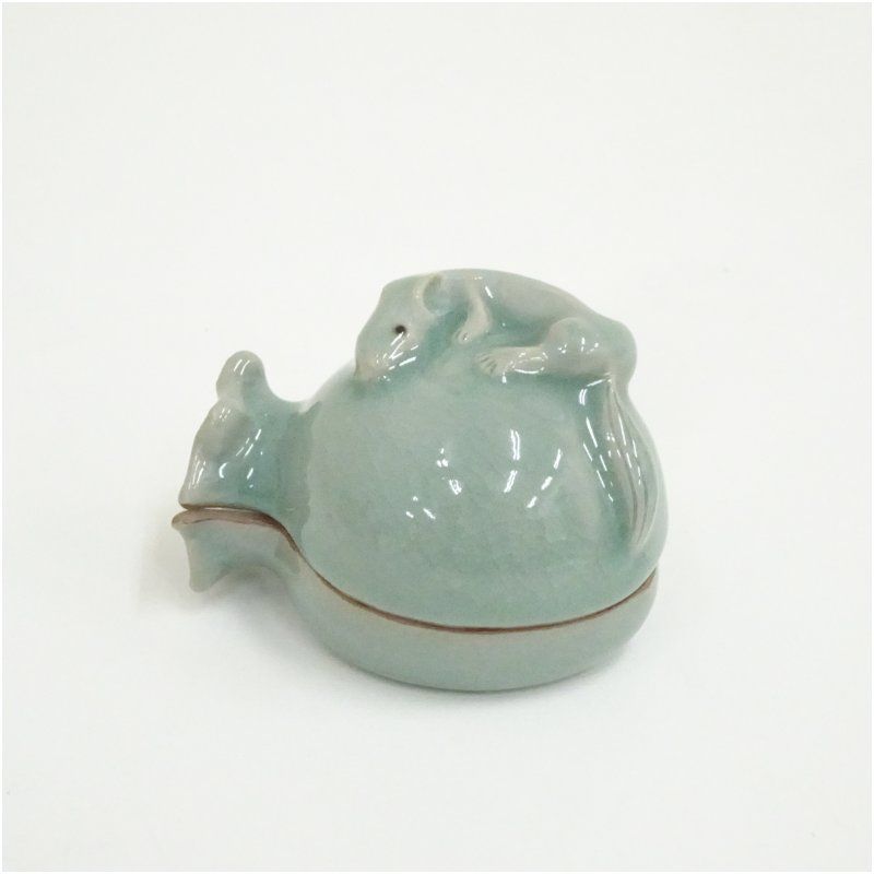 木人造 高麗青磁香合（共箱） 茶道具 茶道 香道 香道具 おしゃれ