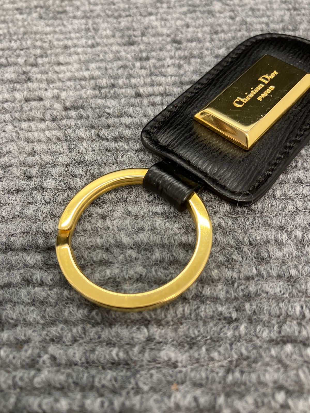 Christian Dior ディオール キーホルダー ブラック×ゴールド 5536