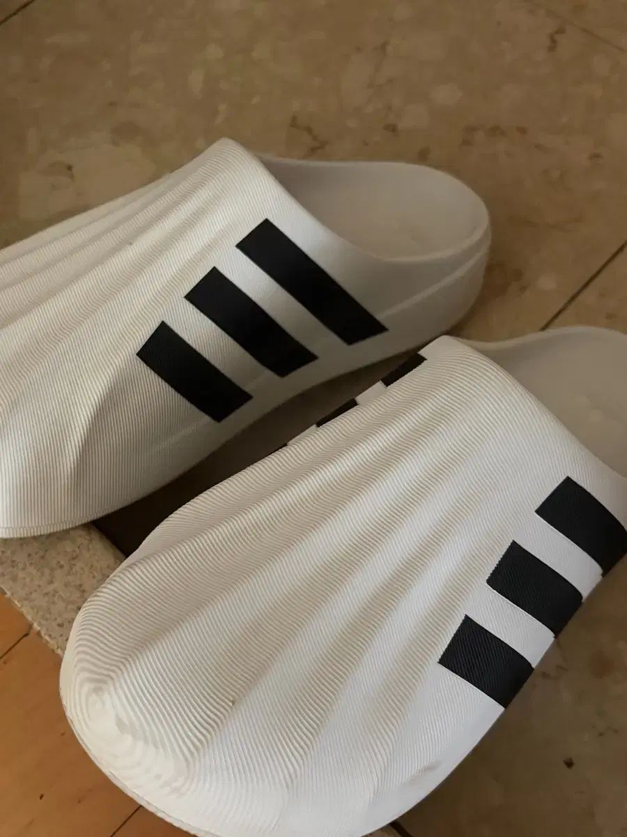 アディダス SUPERSTAR ミュール