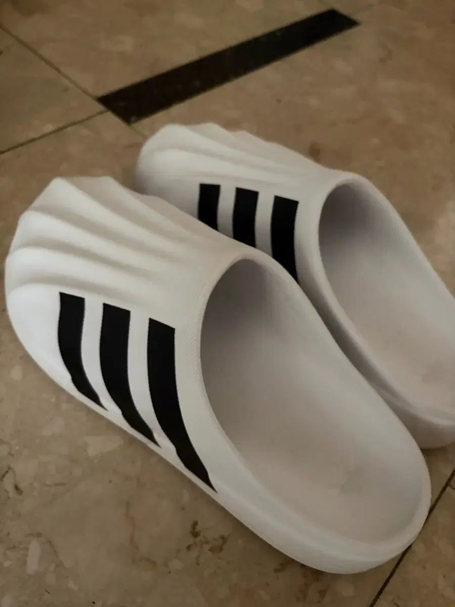 アディダス SUPERSTAR ミュール