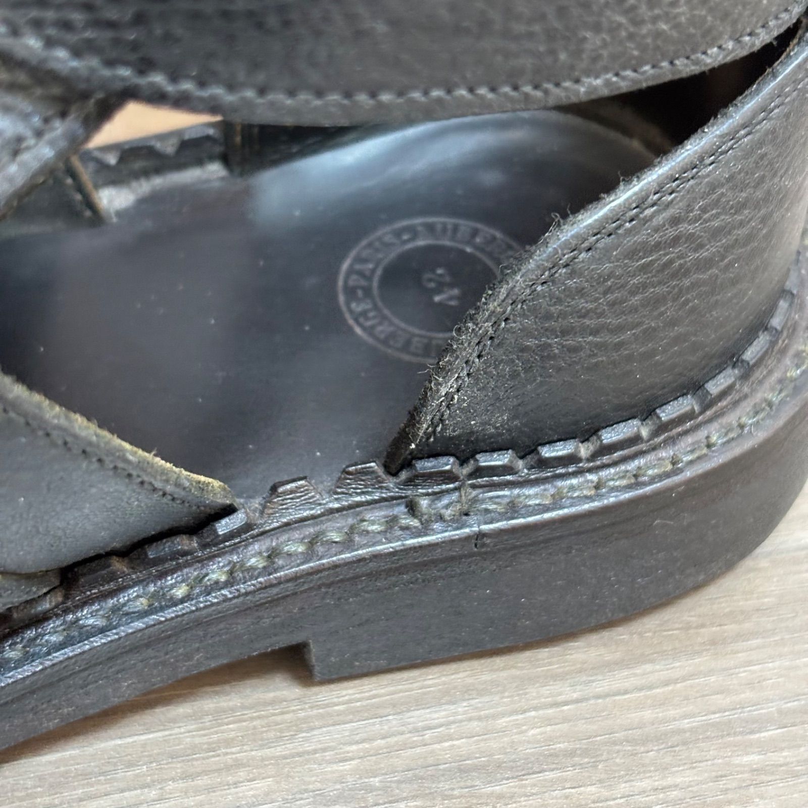 レザーサンダル